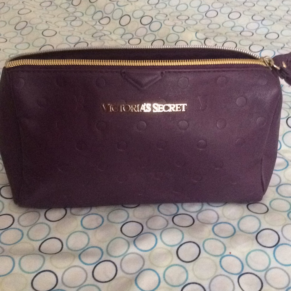 Victoria's Secret hang bag